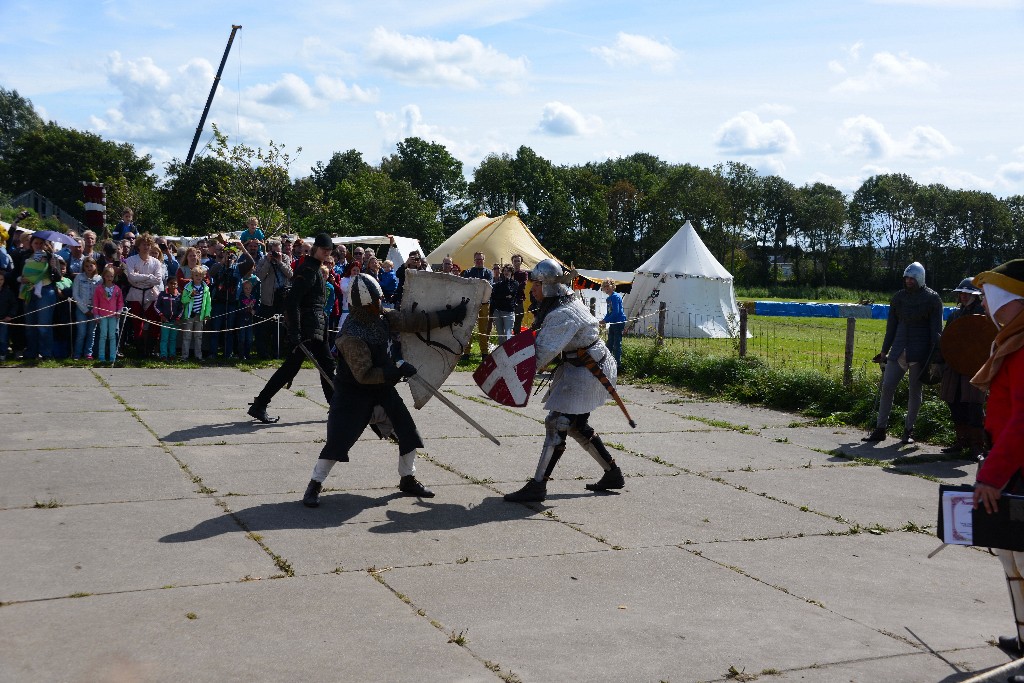 ../Images/Belegering van Teylingen 2014 078.jpg